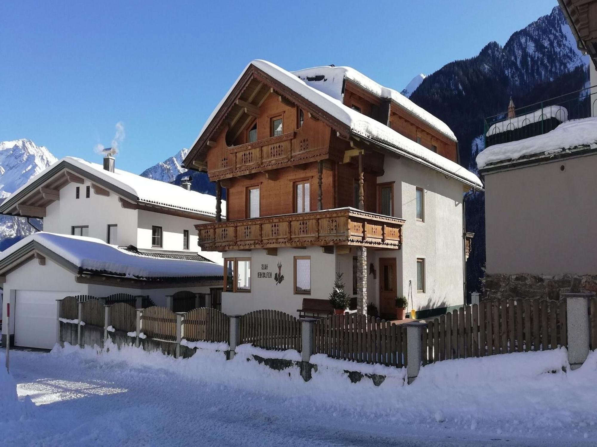 Apartment In Mayrhofen In The Mountains エクステリア 写真