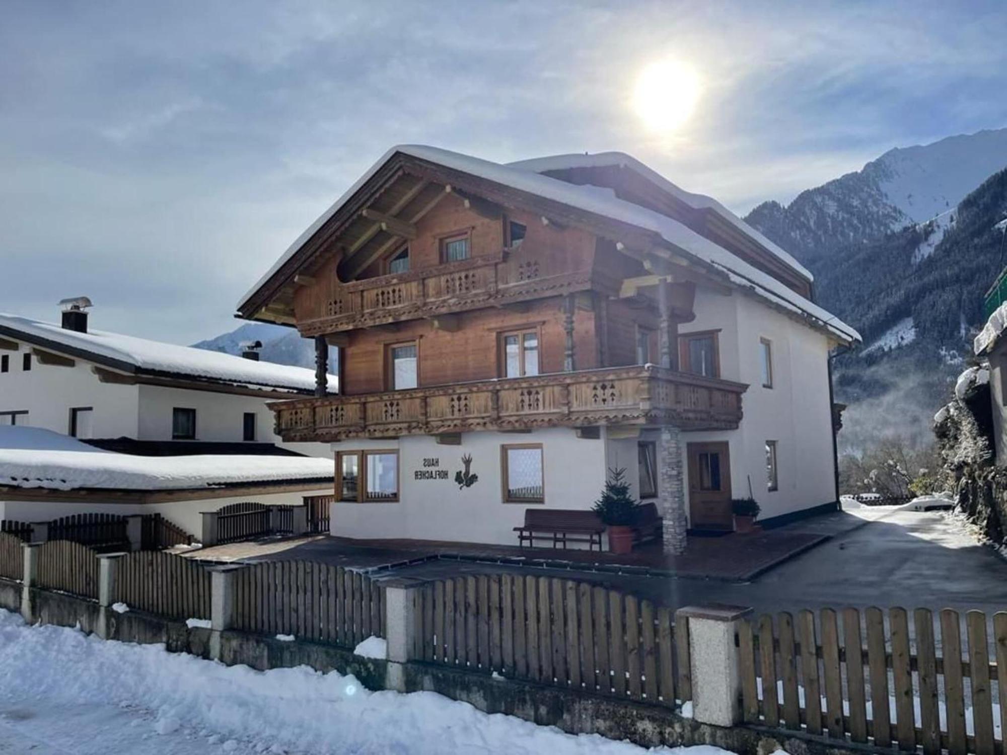 Apartment In Mayrhofen In The Mountains エクステリア 写真