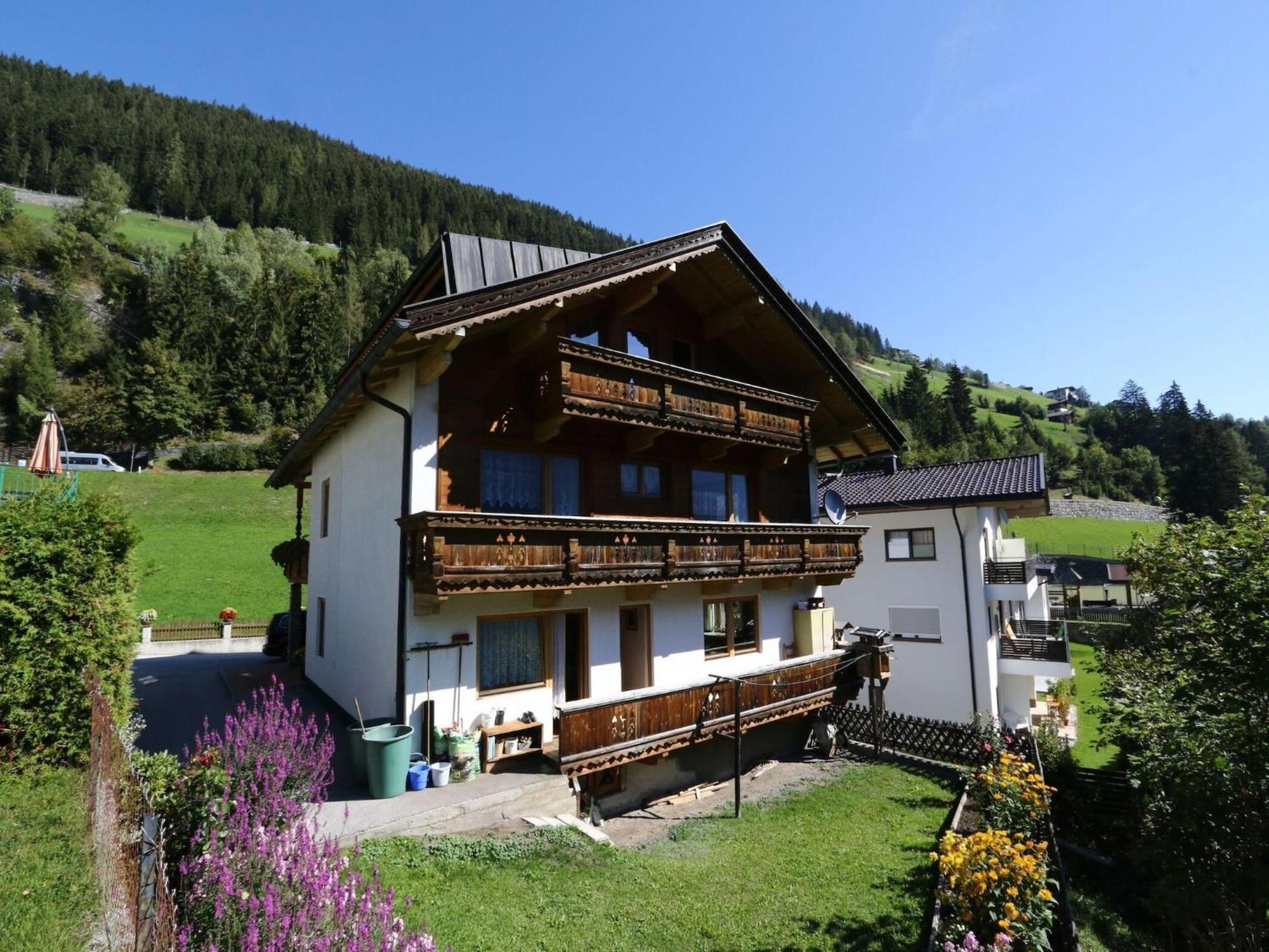Apartment In Mayrhofen In The Mountains エクステリア 写真